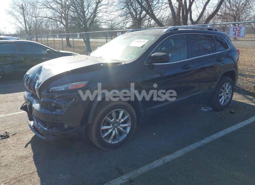 Photo 2 of 2015 Jeep Cherokee LIMITED (VIN 1C4PJMDSXFW578613)