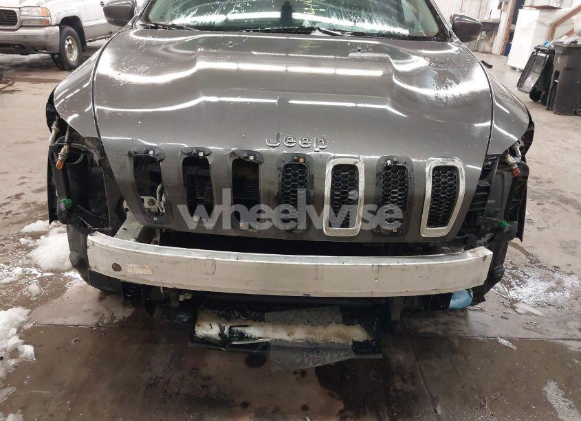 Photo 6 of 2015 Jeep Cherokee LIMITED (VIN 1C4PJMDSXFW633805)