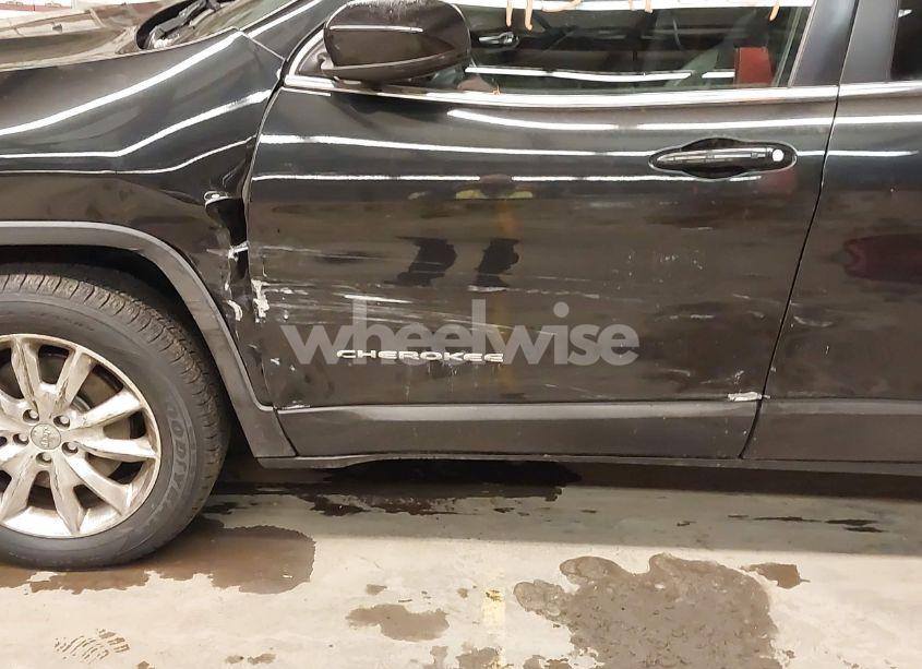 Photo 6 of 2015 Jeep Cherokee LIMITED (VIN 1C4PJMDSXFW758691)