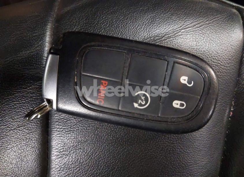 Photo 11 of 2016 Jeep Cherokee LIMITED (VIN 1C4PJMDSXGW188449)