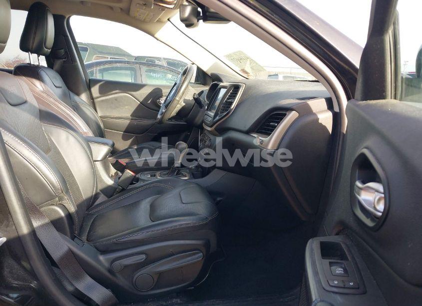 Photo 5 of 2016 Jeep Cherokee LIMITED (VIN 1C4PJMDSXGW203581)