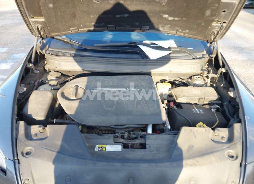 Photo 10 of 2016 Jeep Cherokee LIMITED (VIN 1C4PJMDSXGW367428)