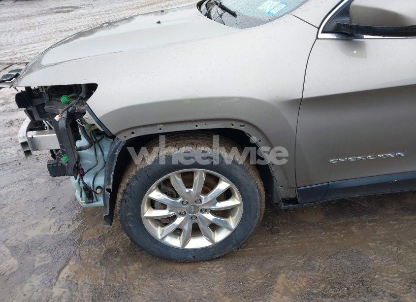 Photo 19 of 2017 Jeep Cherokee LIMITED 4X4 (VIN 1C4PJMDSXHW599013)