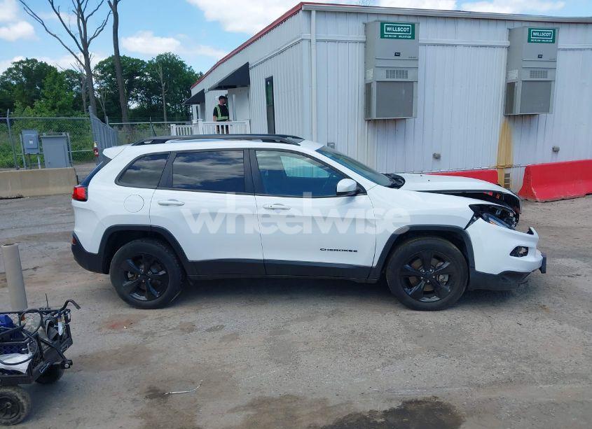 Photo 13 of 2018 Jeep Cherokee LIMITED 4X4 (VIN 1C4PJMDX0JD514581)
