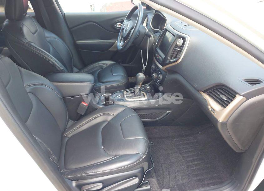 Photo 5 of 2018 Jeep Cherokee LIMITED 4X4 (VIN 1C4PJMDX0JD514581)