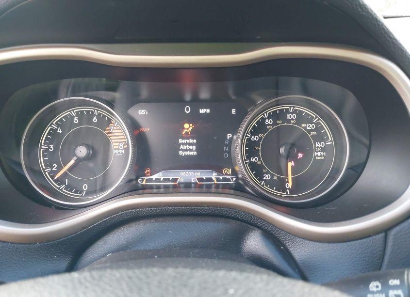 Photo 6 of 2018 Jeep Cherokee LIMITED 4X4 (VIN 1C4PJMDX0JD569421)