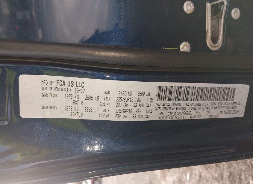 Photo 8 of 2018 Jeep Cherokee LIMITED 4X4 (VIN 1C4PJMDX0JD569421)