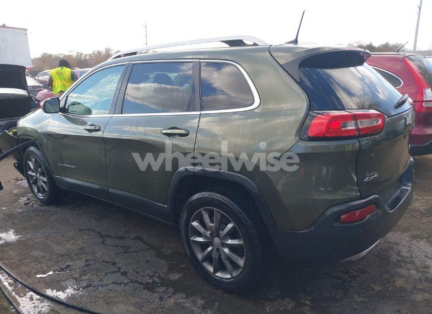 Photo 3 of 2018 Jeep Cherokee LIMITED 4X4 (VIN 1C4PJMDX0JD601431)