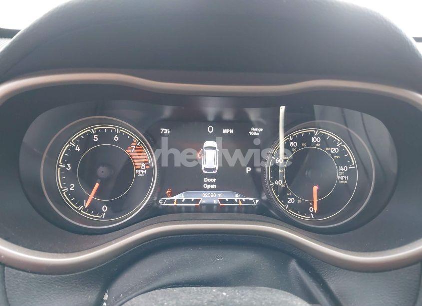 Photo 7 of 2018 Jeep Cherokee LIMITED 4X4 (VIN 1C4PJMDX0JD601431)