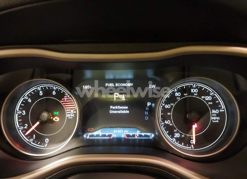 Photo 7 of 2018 Jeep Cherokee LIMITED 4X4 (VIN 1C4PJMDX0JD617273)