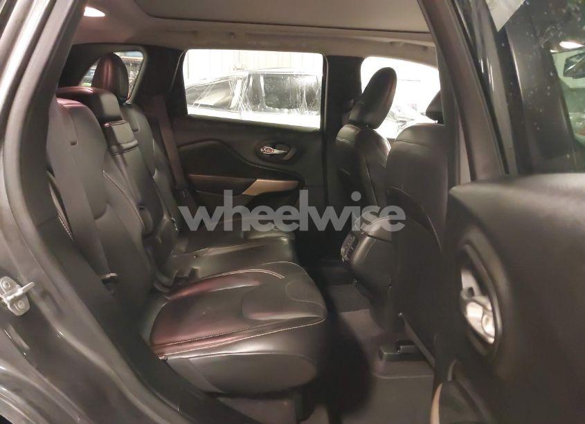 Photo 8 of 2018 Jeep Cherokee LIMITED 4X4 (VIN 1C4PJMDX0JD617273)