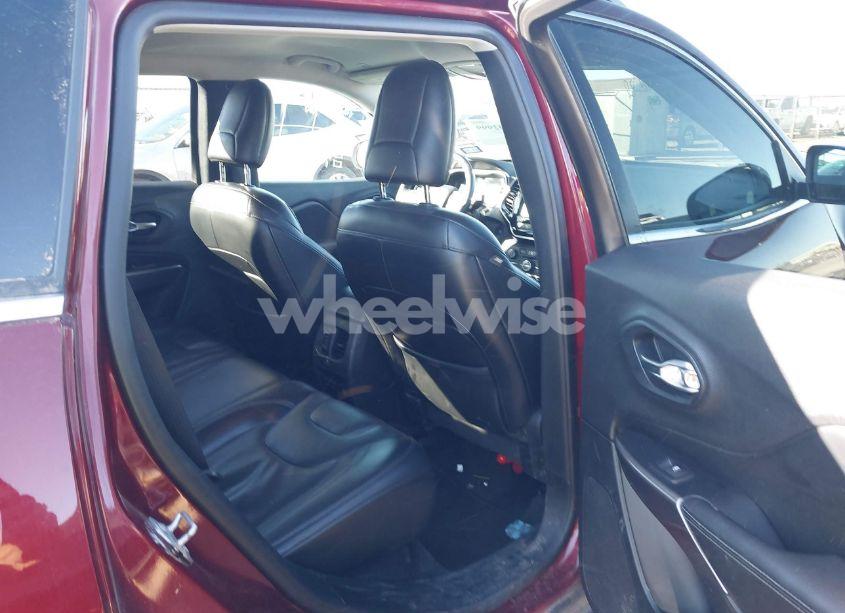 Photo 8 of 2019 Jeep Cherokee LIMITED 4X4 (VIN 1C4PJMDX0KD336821)