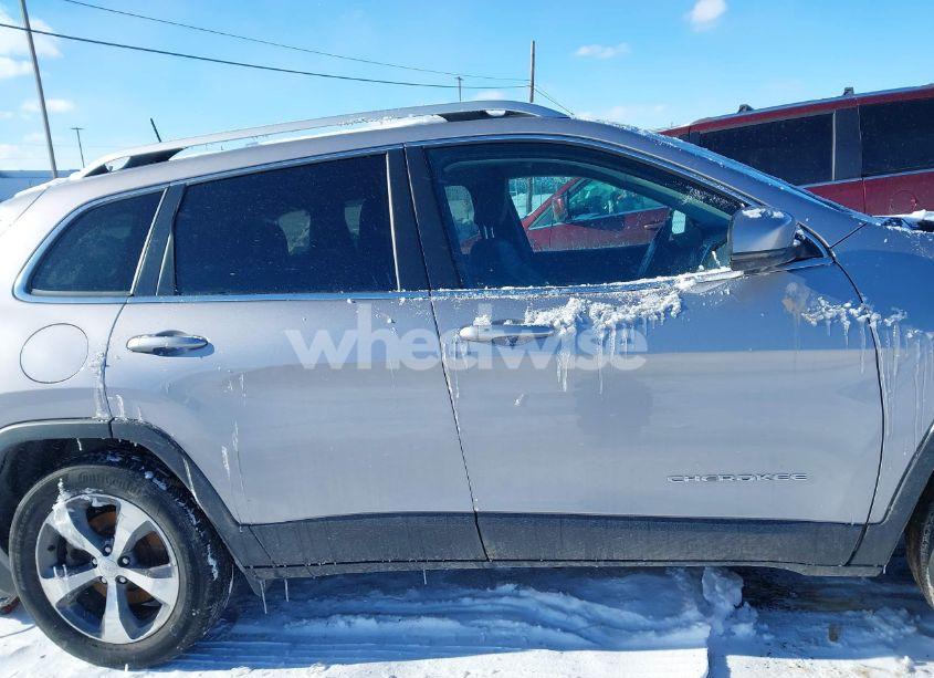 Photo 13 of 2019 Jeep Cherokee LIMITED 4X4 (VIN 1C4PJMDX0KD436305)