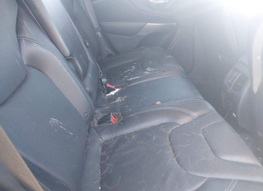 Photo 8 of 2019 Jeep Cherokee LIMITED 4X4 (VIN 1C4PJMDX0KD460068)