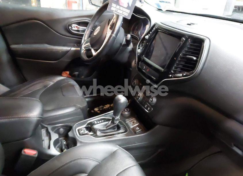 Photo 5 of 2020 Jeep Cherokee LIMITED 4X4 (VIN 1C4PJMDX0LD521095)