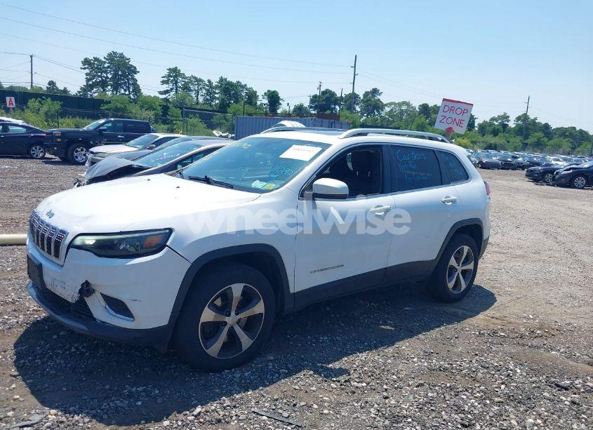Photo 2 of 2020 Jeep Cherokee LIMITED 4X4 (VIN 1C4PJMDX0LD622279)