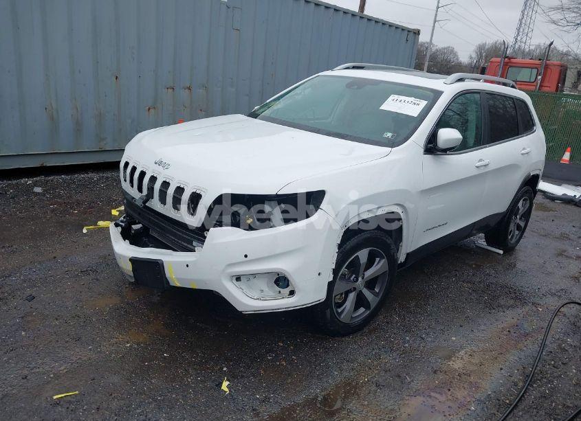 Photo 2 of 2021 Jeep Cherokee LIMITED 4X4 (VIN 1C4PJMDX0MD240545)