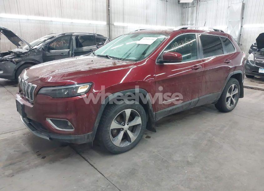 Photo 2 of 2019 Jeep Cherokee LIMITED 4X4 (VIN 1C4PJMDX1KD133159)