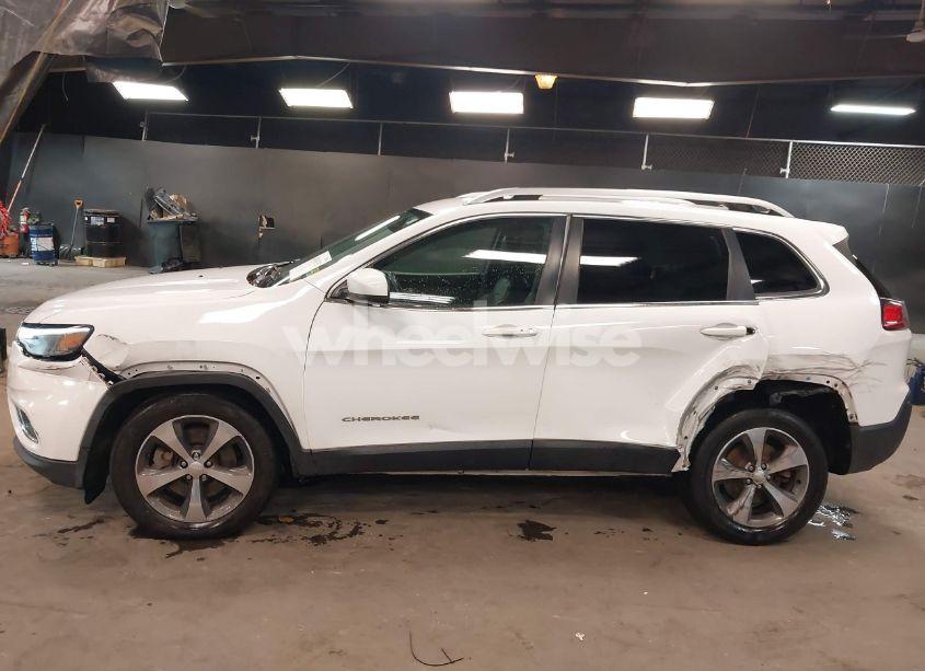 Photo 14 of 2019 Jeep Cherokee LIMITED 4X4 (VIN 1C4PJMDX1KD156425)