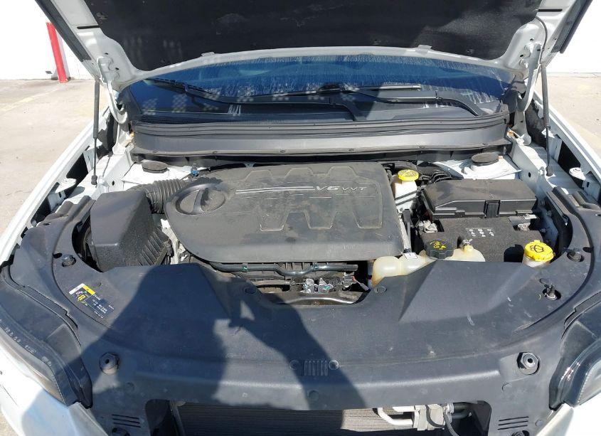 Photo 10 of 2019 Jeep Cherokee LIMITED 4X4 (VIN 1C4PJMDX1KD156795)