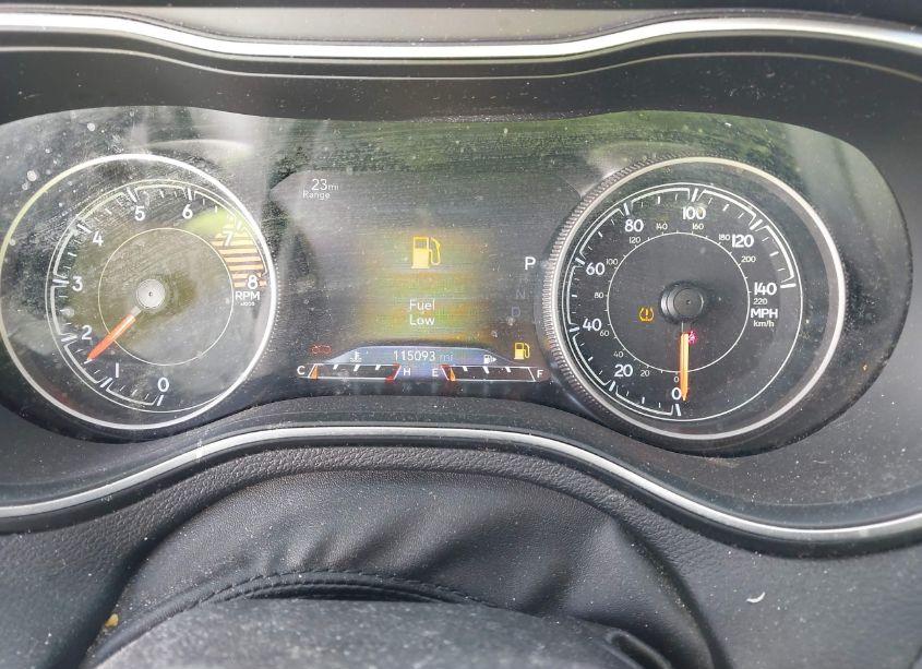 Photo 7 of 2019 Jeep Cherokee LIMITED 4X4 (VIN 1C4PJMDX1KD156795)