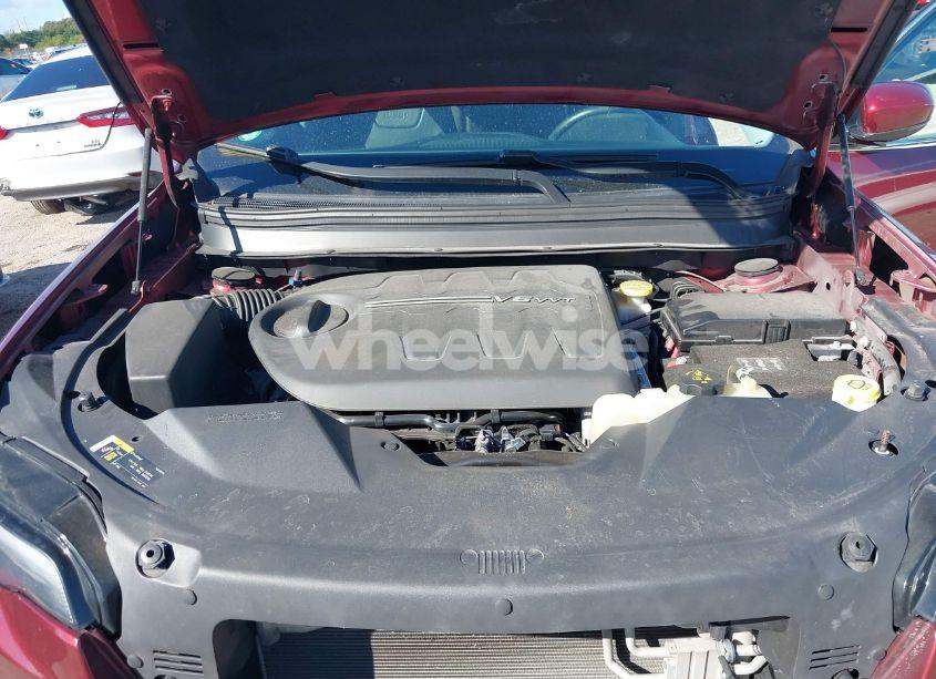 Photo 10 of 2019 Jeep Cherokee LIMITED 4X4 (VIN 1C4PJMDX1KD162144)