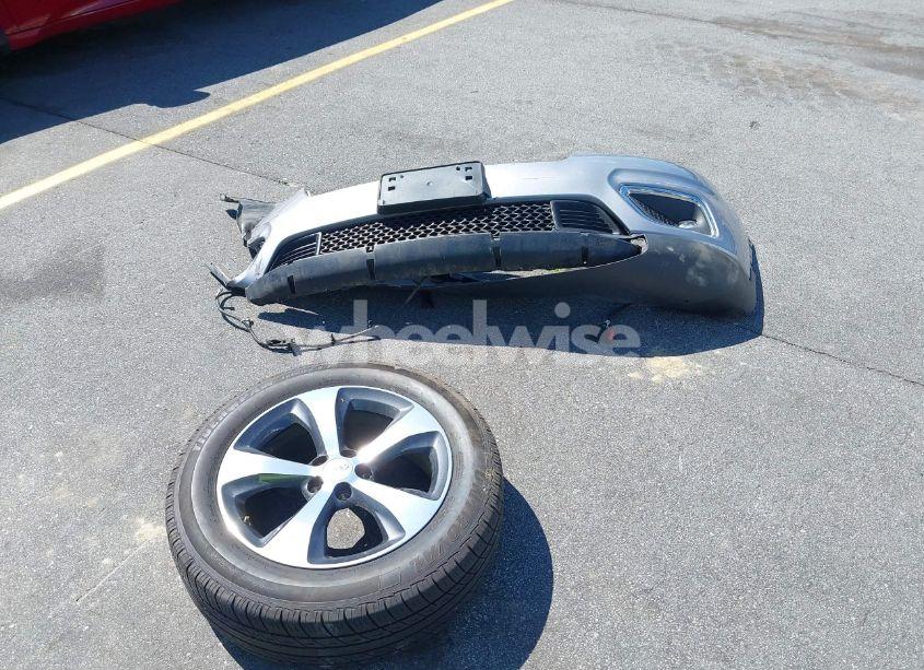 Photo 12 of 2019 Jeep Cherokee LIMITED 4X4 (VIN 1C4PJMDX1KD166355)