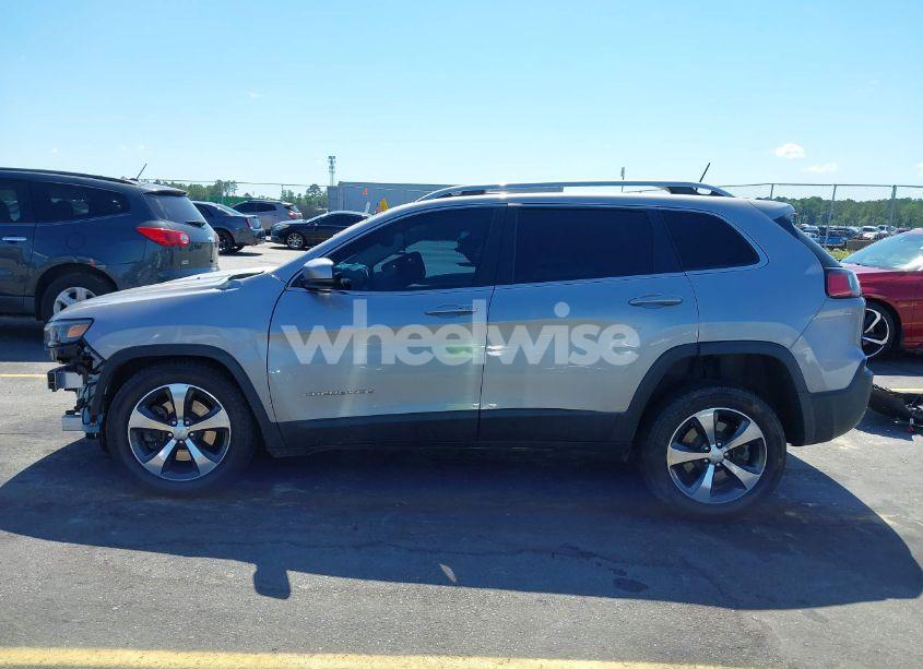 Photo 15 of 2019 Jeep Cherokee LIMITED 4X4 (VIN 1C4PJMDX1KD166355)