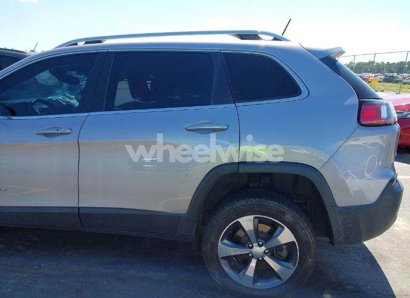 Photo 20 of 2019 Jeep Cherokee LIMITED 4X4 (VIN 1C4PJMDX1KD166355)