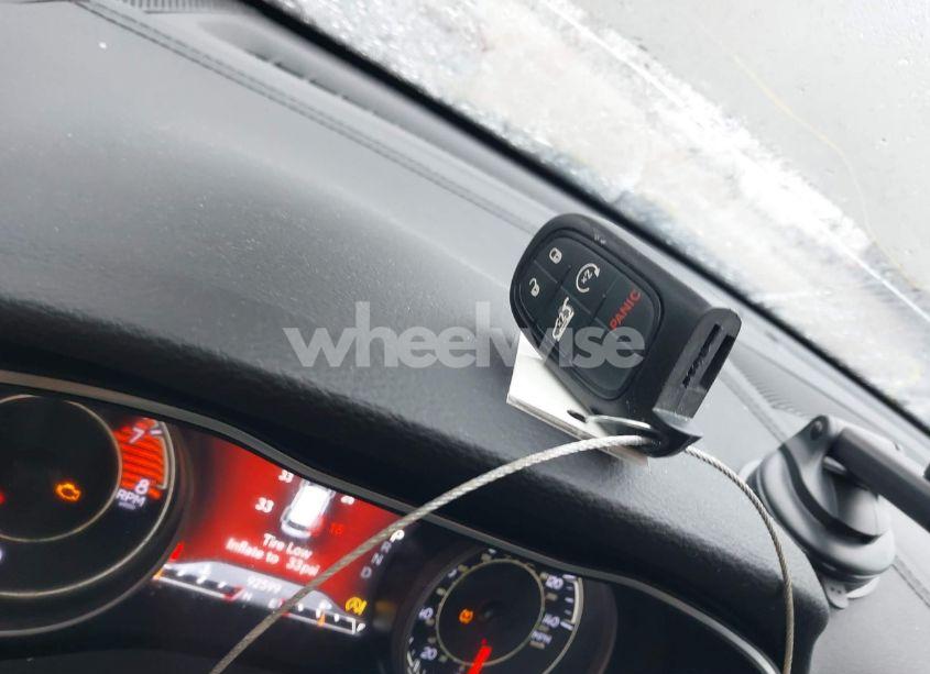 Photo 11 of 2019 Jeep Cherokee LIMITED 4X4 (VIN 1C4PJMDX1KD236176)