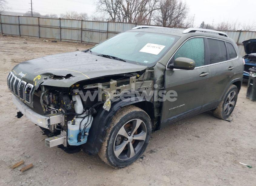 Photo 2 of 2019 Jeep Cherokee LIMITED 4X4 (VIN 1C4PJMDX1KD236176)