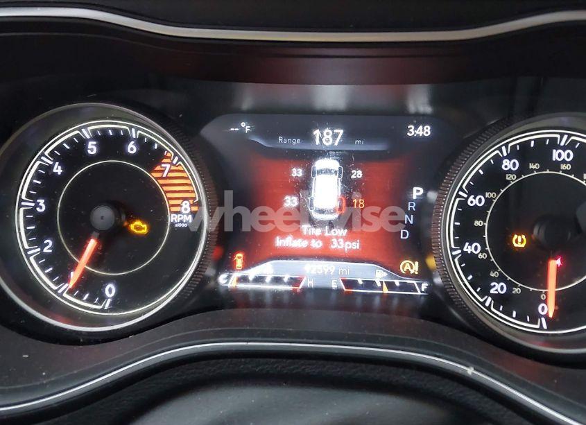 Photo 7 of 2019 Jeep Cherokee LIMITED 4X4 (VIN 1C4PJMDX1KD236176)