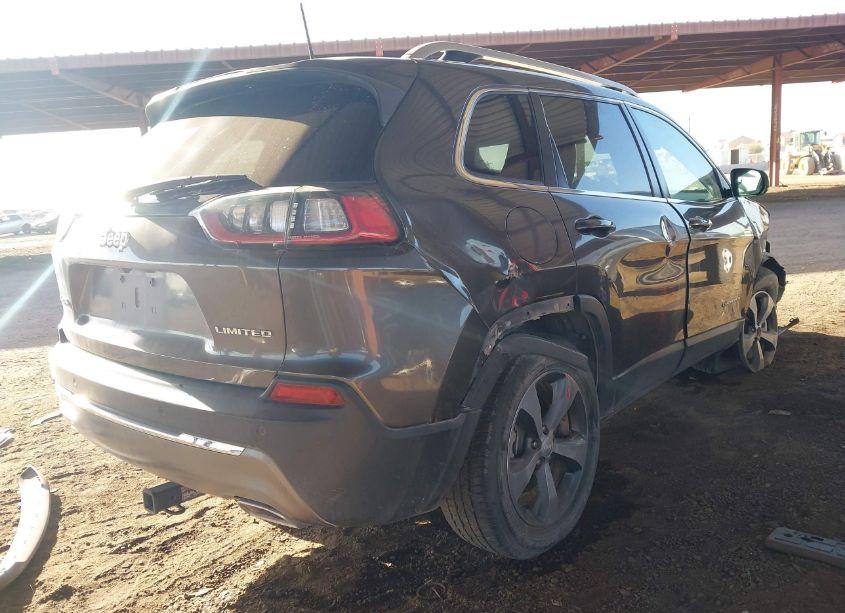 Photo 4 of 2019 Jeep Cherokee LIMITED 4X4 (VIN 1C4PJMDX1KD305514)