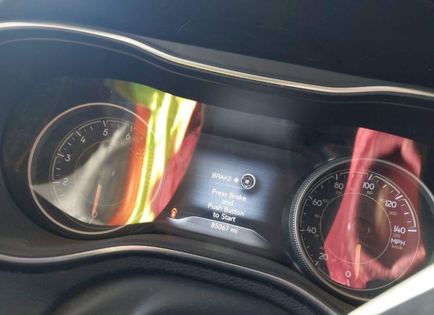 Photo 7 of 2019 Jeep Cherokee LIMITED 4X4 (VIN 1C4PJMDX1KD305514)