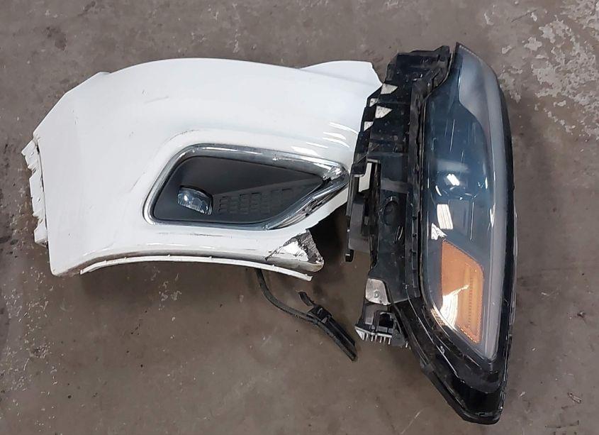 Photo 12 of 2019 Jeep Cherokee LIMITED 4X4 (VIN 1C4PJMDX1KD320823)