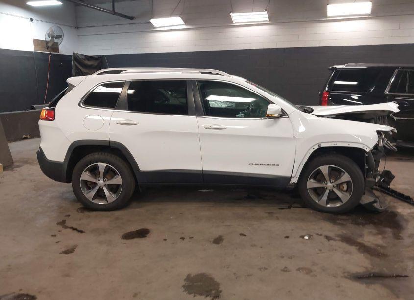 Photo 14 of 2019 Jeep Cherokee LIMITED 4X4 (VIN 1C4PJMDX1KD320823)