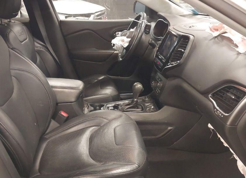 Photo 5 of 2019 Jeep Cherokee LIMITED 4X4 (VIN 1C4PJMDX1KD320823)