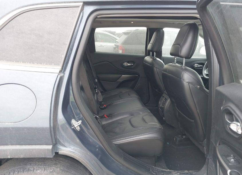 Photo 8 of 2019 Jeep Cherokee LIMITED 4X4 (VIN 1C4PJMDX1KD446566)