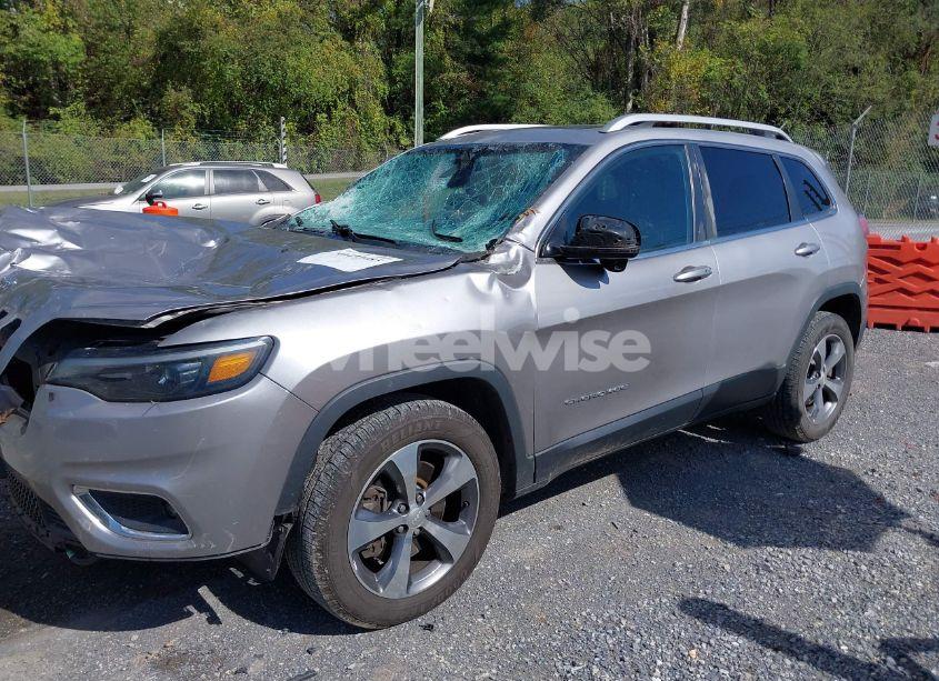 Photo 2 of 2019 Jeep Cherokee LIMITED 4X4 (VIN 1C4PJMDX2KD113924)