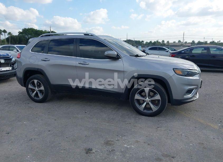 2019 Jeep Cherokee LIMITED 4X4 (VIN 1C4PJMDX2KD126673) main photo