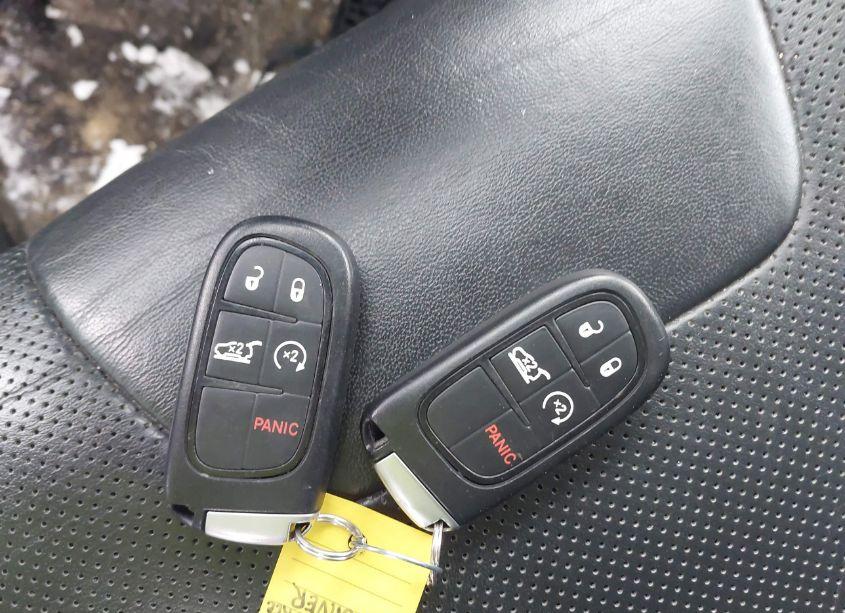 Photo 11 of 2019 Jeep Cherokee LIMITED 4X4 (VIN 1C4PJMDX2KD283328)