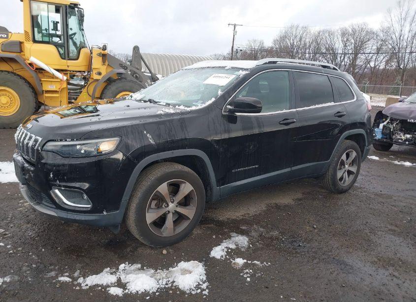 Photo 2 of 2019 Jeep Cherokee LIMITED 4X4 (VIN 1C4PJMDX2KD321852)