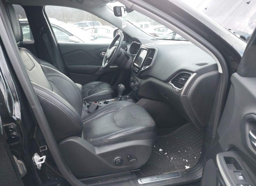 Photo 5 of 2019 Jeep Cherokee LIMITED 4X4 (VIN 1C4PJMDX2KD321852)