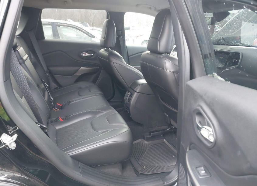 Photo 8 of 2019 Jeep Cherokee LIMITED 4X4 (VIN 1C4PJMDX2KD321852)