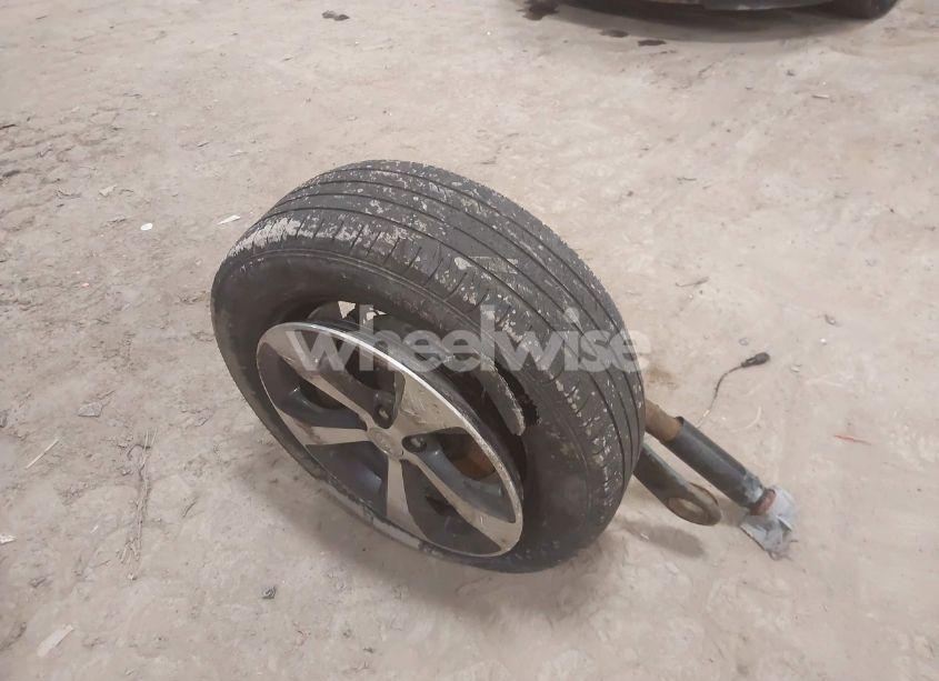 Photo 12 of 2019 Jeep Cherokee LIMITED 4X4 (VIN 1C4PJMDX2KD400146)