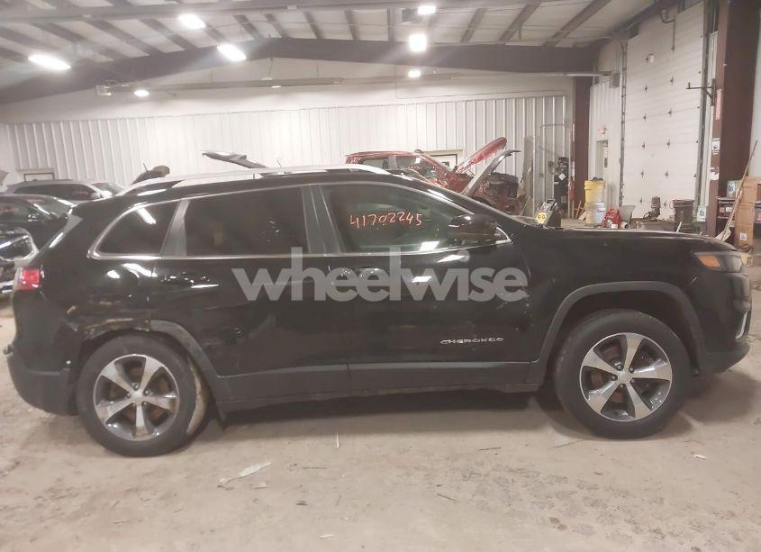 Photo 14 of 2019 Jeep Cherokee LIMITED 4X4 (VIN 1C4PJMDX2KD400146)