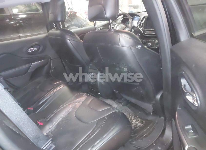 Photo 8 of 2019 Jeep Cherokee LIMITED 4X4 (VIN 1C4PJMDX2KD400146)