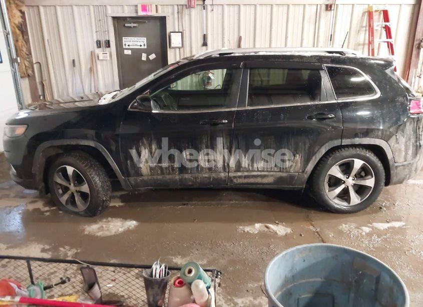 Photo 15 of 2019 Jeep Cherokee LIMITED 4X4 (VIN 1C4PJMDX2KD410241)