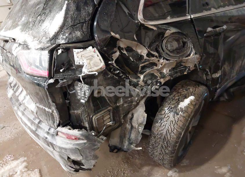 Photo 6 of 2019 Jeep Cherokee LIMITED 4X4 (VIN 1C4PJMDX2KD410241)