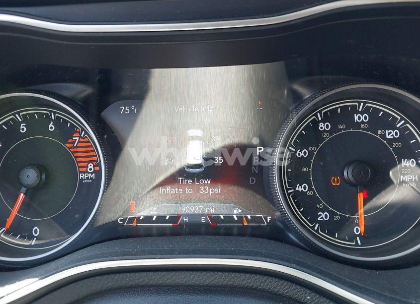 Photo 15 of 2019 Jeep Cherokee LIMITED 4X4 (VIN 1C4PJMDX2KD417030)